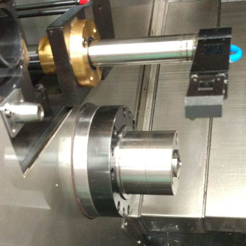 Whirling milling CNC lathe work for micro motor worm internal outwaral rotation